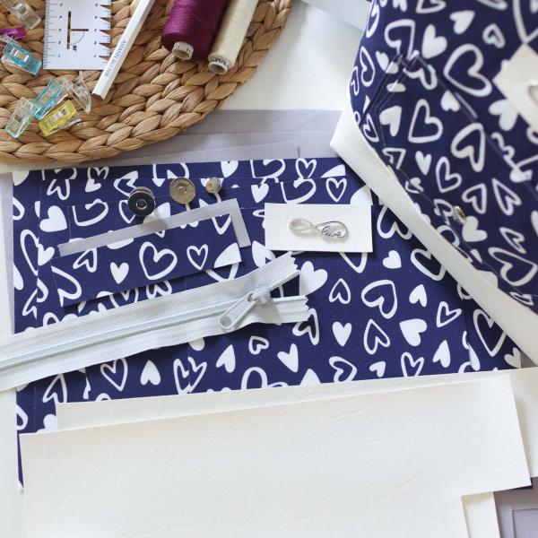 Preview: Nähbox große Kosmetiktasche - Lieblingsstück navy