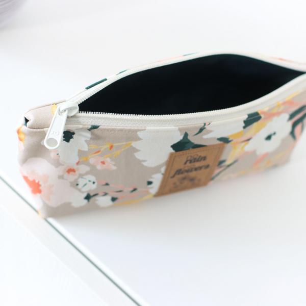 Nähset Zipperbag - Blumen korall inkl. Labelset 'Floral'