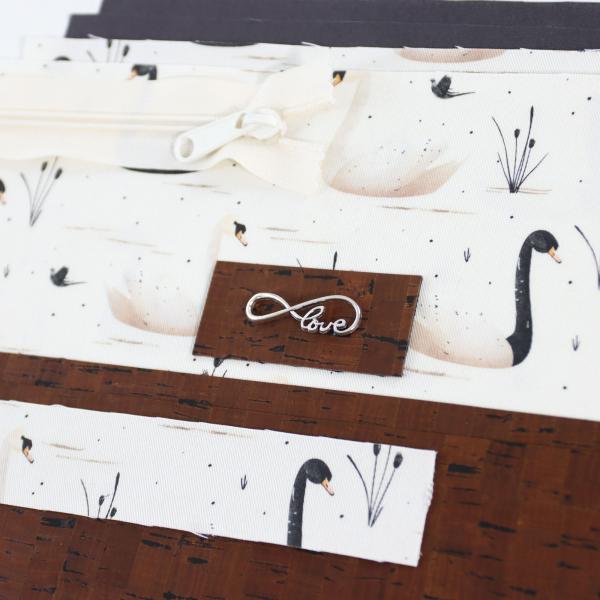 Preview: Nähbox Kosmetiktasche - Schwäne