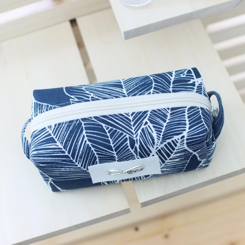 Nähset Boxybag 'Mini' - Blattwerk navy