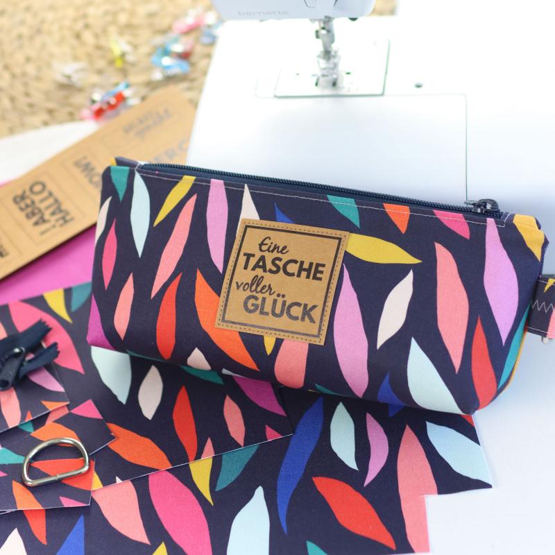 Nähset Zipperbag - Farbenfroh inkl. Labelset 'Statement'