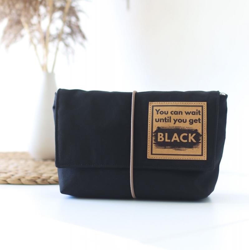 Nähset Minibag - Waxed Black inkl. Labelset 'English'