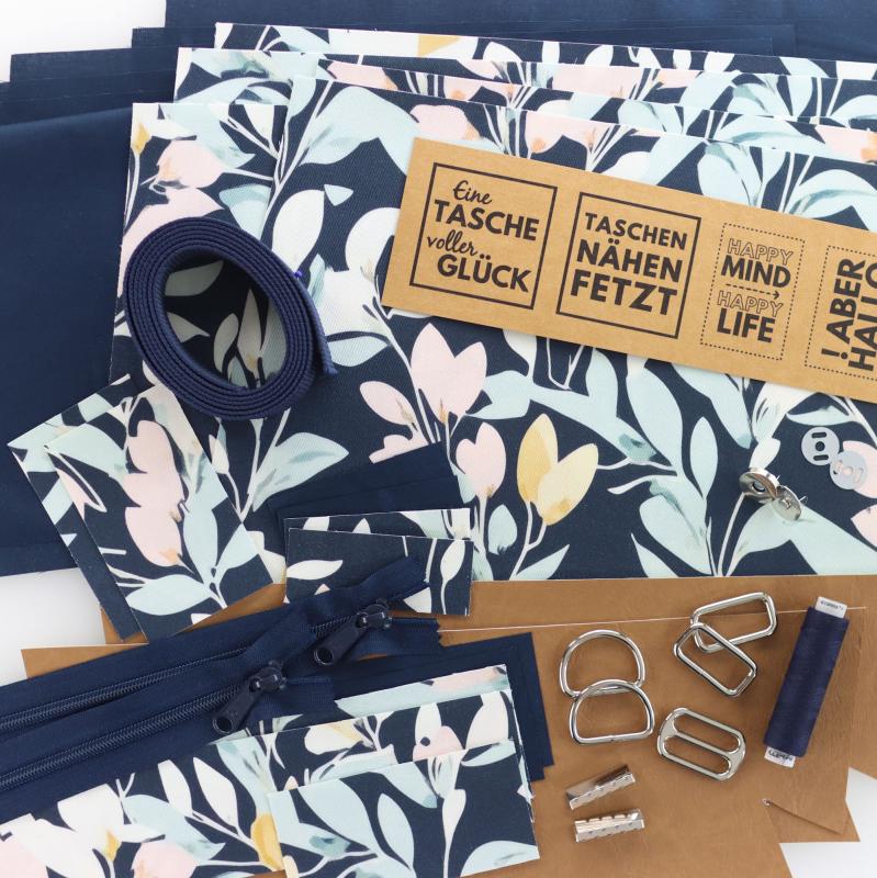 Nähset Tasche 'Katie' - Denim Flowers inkl. Labelset 'Statement'