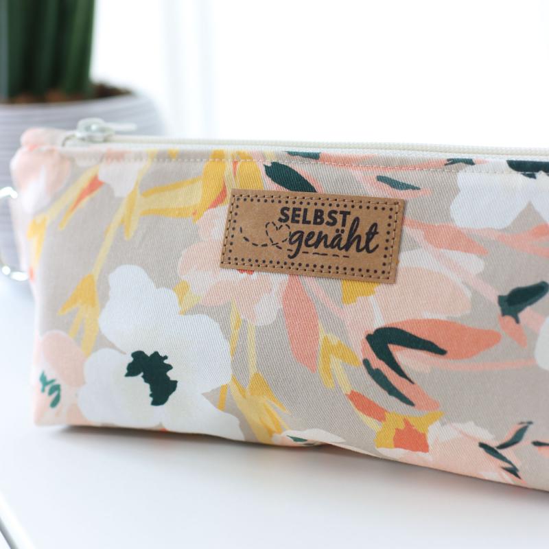 Nähset Zipperbag - Blumen korall inkl. Labelset 'Floral'