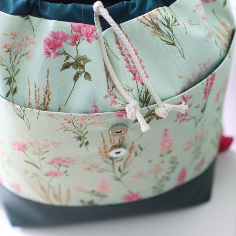 Nähbox Rucksack - Pastellblüten inkl. Labelset 'Floral'