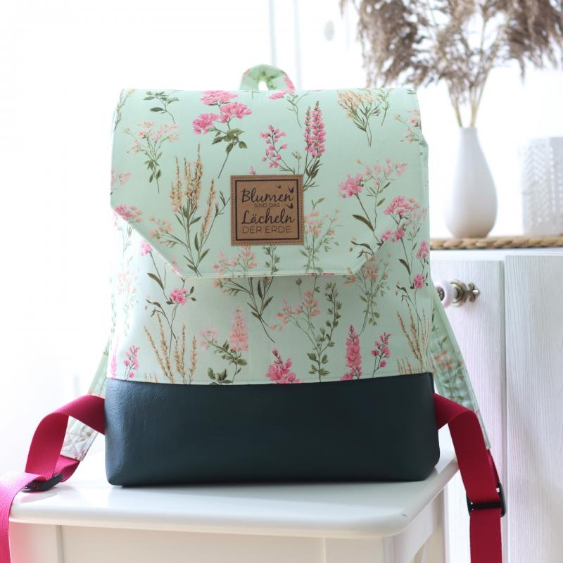 Nähbox Rucksack - Pastellblüten inkl. Labelset 'Floral'