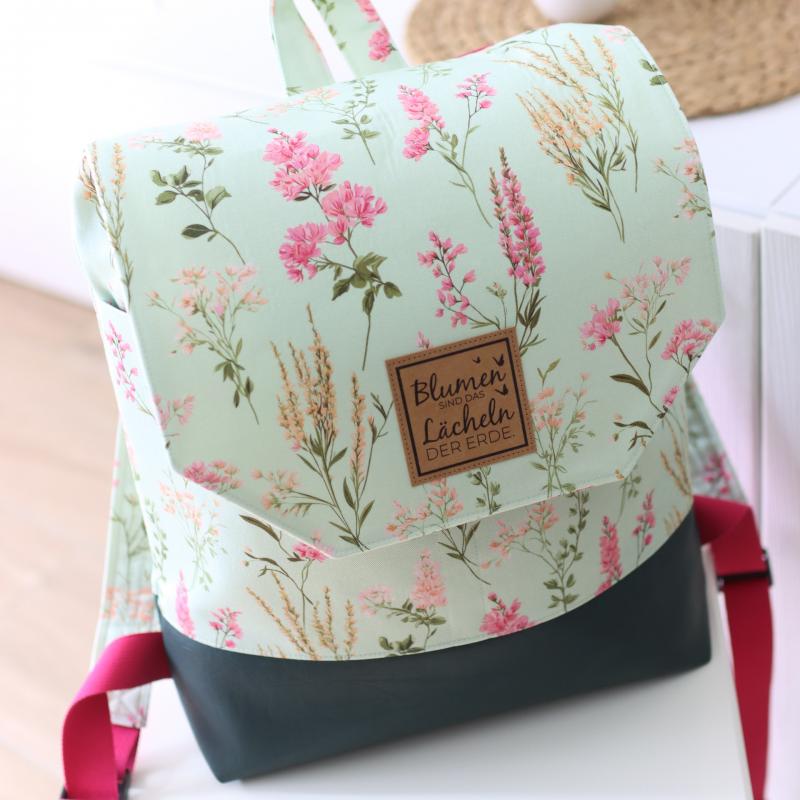 Nähbox Rucksack - Pastellblüten inkl. Labelset 'Floral'